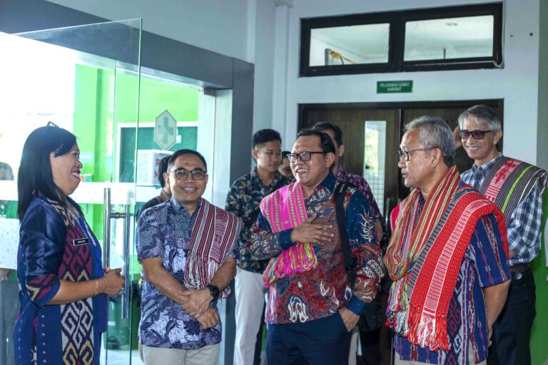 Memperkuat Tata Kelola Dana Alokasi Khusus (DAK) Non-Fisik di Nusa Tenggara Timur untuk Layanan Dasar yang Lebih Baik